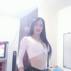 Ven te doy el mejor trato travesti femenina versatil con sitio discreto - Travestis en Tuluá