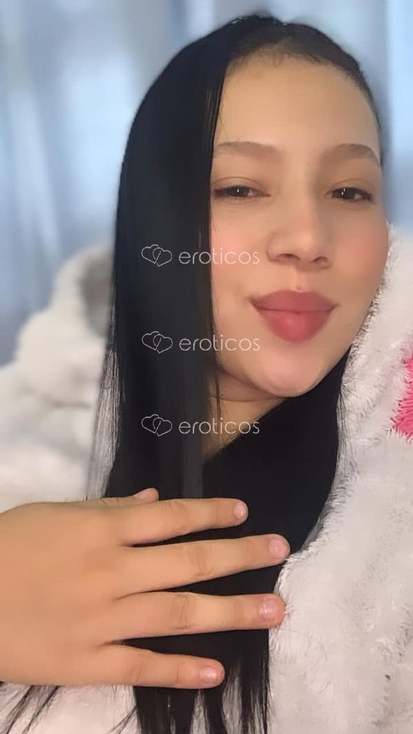 Foto 3 de 6 de Hermosa chica traviesa y perspectiva dispuestas a hacer tus ganas de sexo
