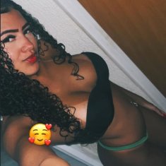 Estoy aca para complacerte amor para sacarte de tu rutina estoy mojadita - Prepagos en Panqueba