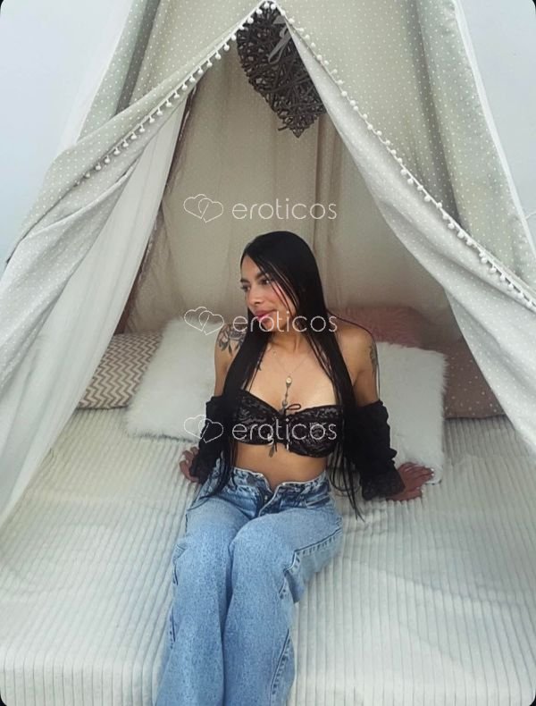 Foto 3 de 3 de Hola mis amores bebe yo soy una chica sumisa extrovertida jugueton en la cama di
