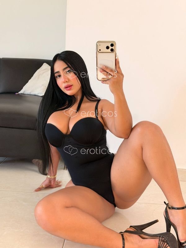 Foto 2 de 3 de Soy una chica que 🥵🥵🥵te sacara de la rutina 🥵👿😈