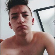 Soy un chico versatil con ganas de conocer cosas nuevas - Prepagos Gay en Agrado