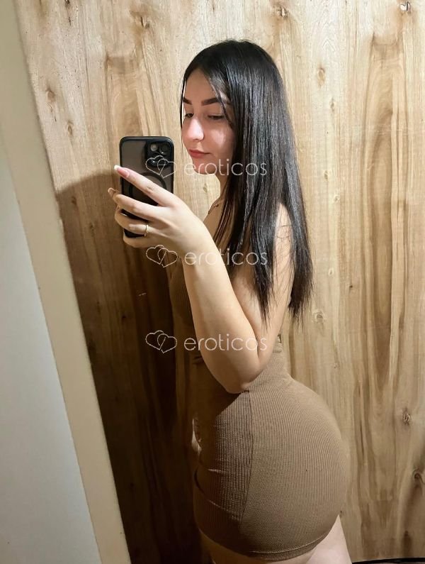 Foto 3 de 6 de Chica sensual muy sensual